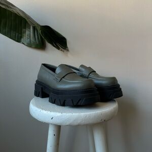 Women’s Alohas Olive Green Loafers